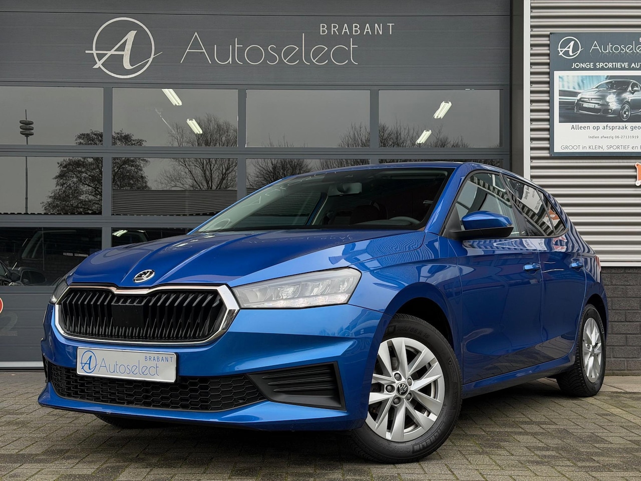 Skoda Fabia - 1.0 MPI Ambition LED CarPlay PDC - AutoWereld.nl