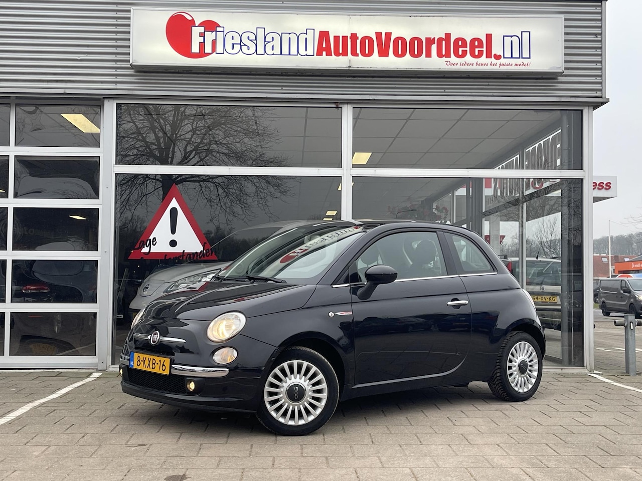 Fiat 500 - 0.9 TwinAir Lounge /Airco/Pano/PDC achter/LMV/ - AutoWereld.nl