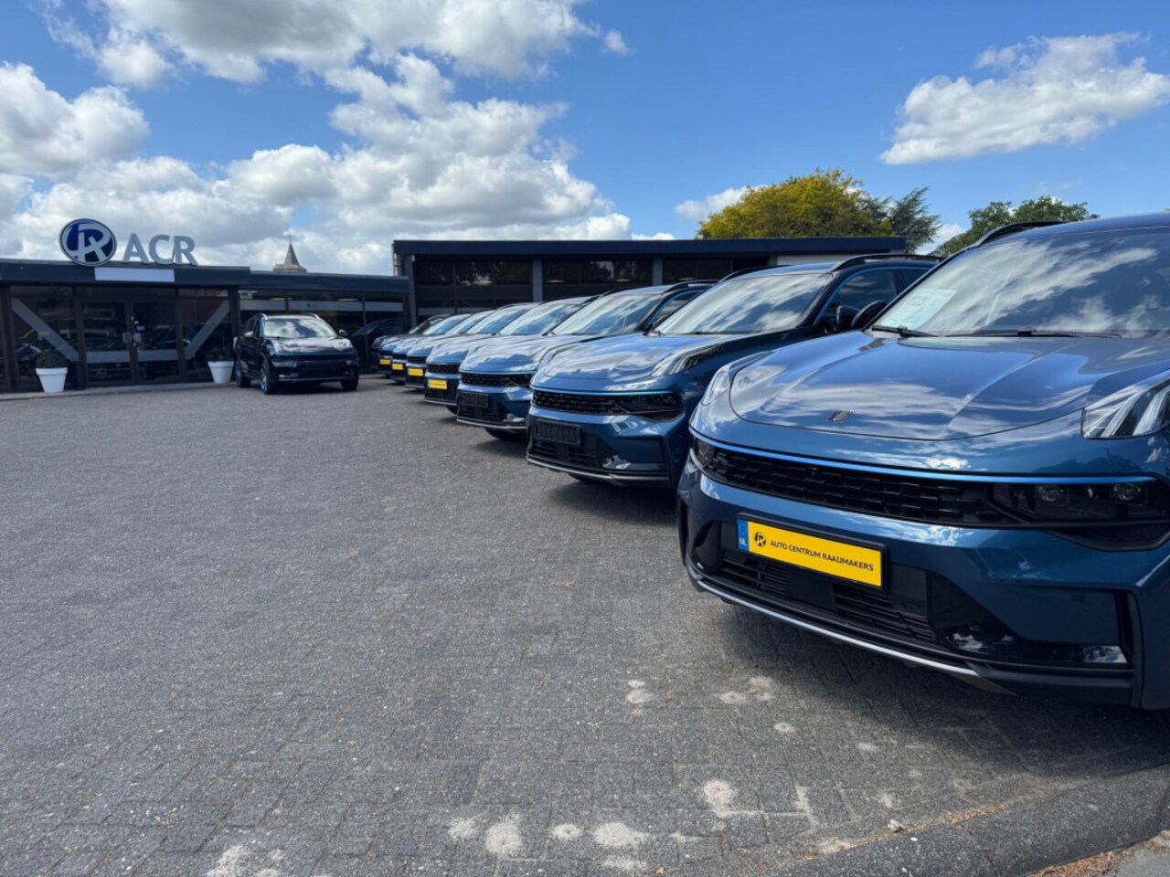 Lynk & Co 01 - 1.5 6,6kW 100 STUKS OP VOORRAAD ! VOL OPTIES ! 360 CAMERA ADAPTIVE CRUISE CONTROL PANORAMA - AutoWereld.nl