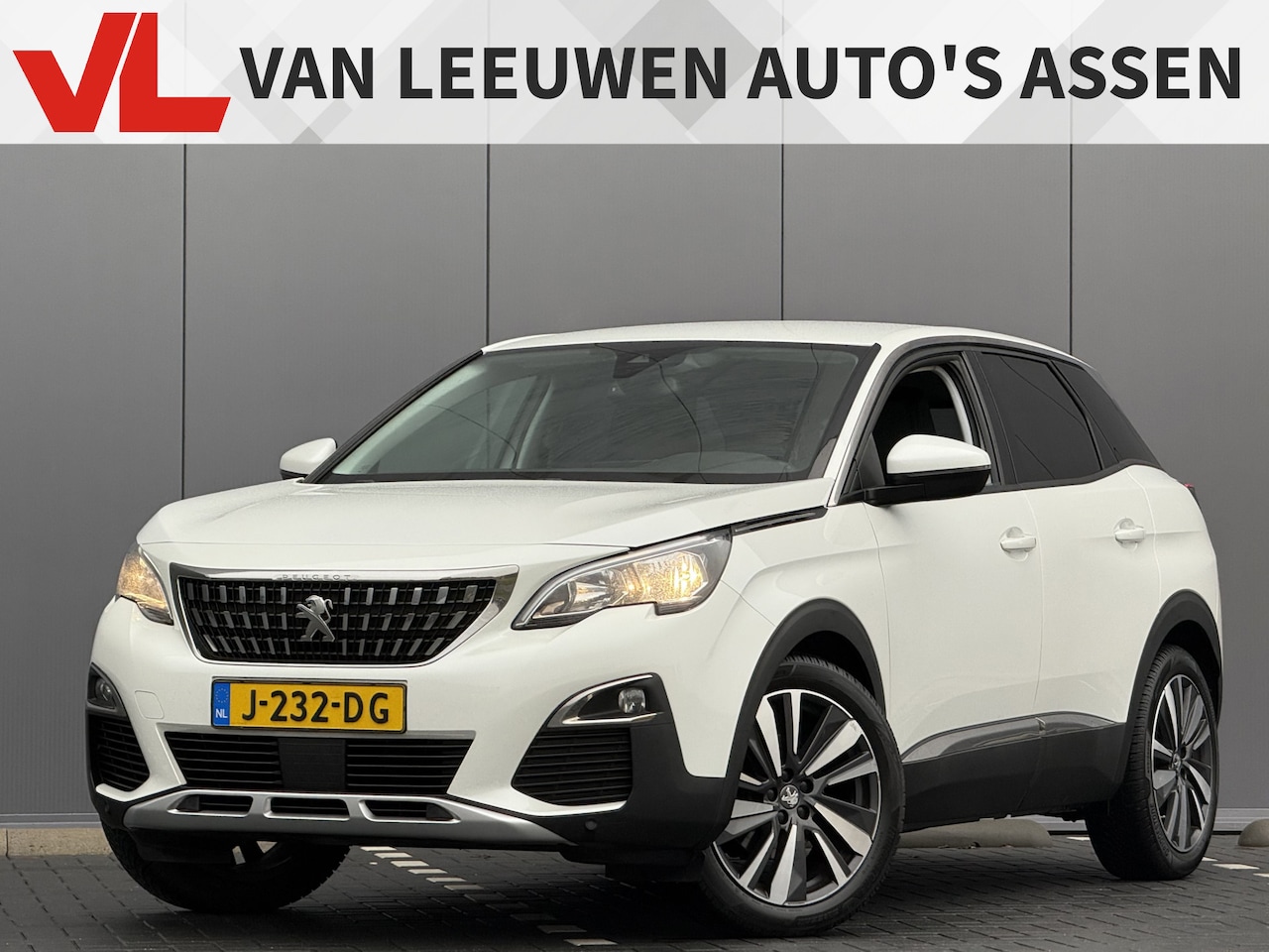 Peugeot 3008 - 1.2 PureTech Blue Lease Premium Avantage | RIJKLAAR | Trekhaak - AutoWereld.nl