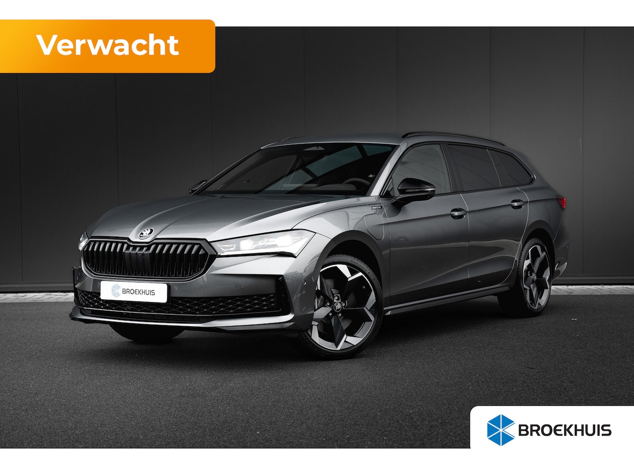 Skoda Superb Combi - Sportline Business | Achteruitrijcamera | Climatronic, elektronische airconditioning met 3 - AutoWereld.nl