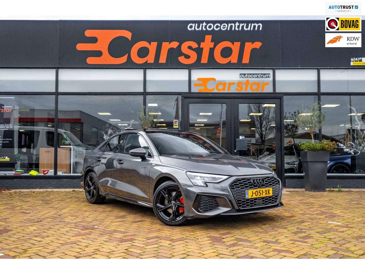 Audi A3 Limousine - 35 TFSI S edition|PANO|CRUISE|CARPLAY - AutoWereld.nl