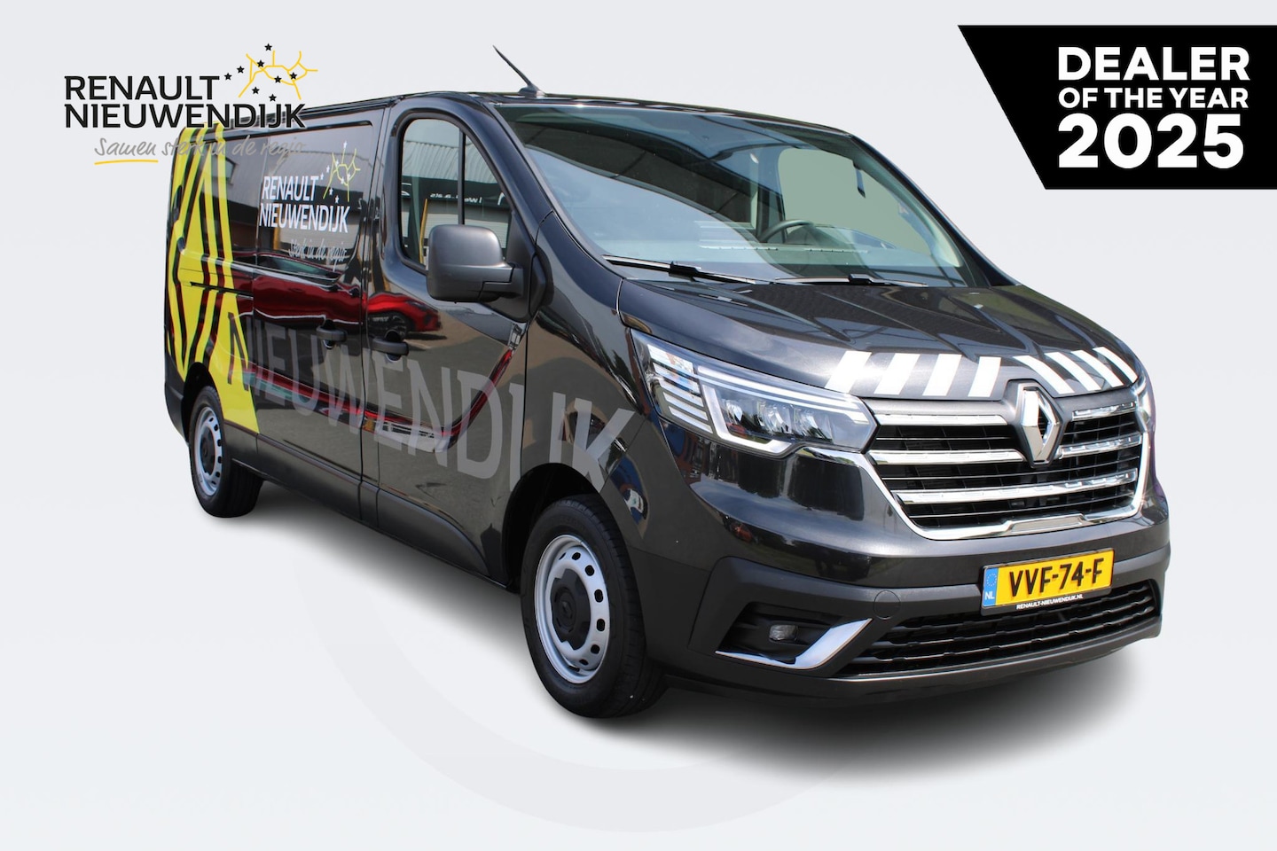 Renault Trafic - 2.0 dCi 110 T30 L2H1 Work Edition / DEMO / LAADVLOER & LATTEN / PARKEERSENSOREN / AIRCO / - AutoWereld.nl