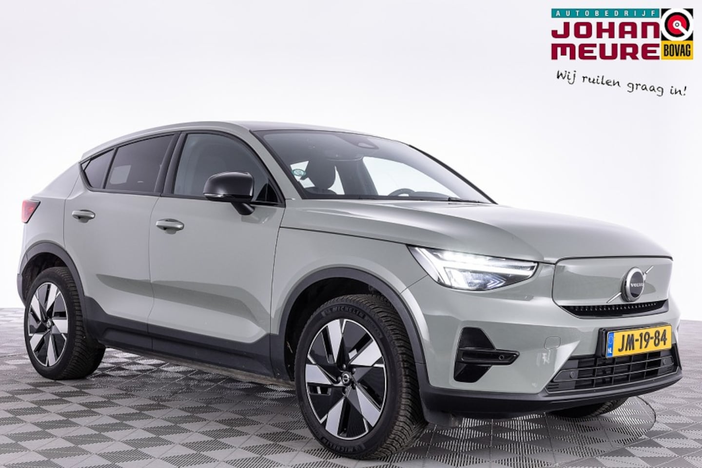 Volvo C40 - Single Motor Extended Range Plus 82 kWh | PANORAMADAK | SAGE GREEN| CAMERA | Carplay | SOH - AutoWereld.nl