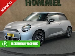 MINI Cooper - E Essential 40.7 kWh - SOH 99, 9% - ORIGINEEL NEDERLANDSE AUTO - 3-FASE - NAVIGATIE - PARK