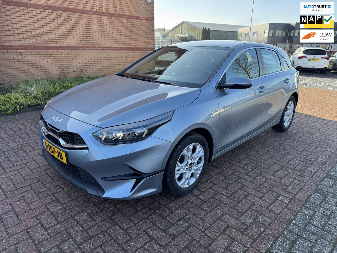 Kia Cee'd - Ceed 1.5 T-GDi DynamicLine, Full Led, - AutoWereld.nl