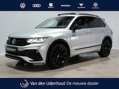 Volkswagen Tiguan - 1.4 TSI eHybrid PHEV 245pk R-Line Panorama dak 20"suzuka Parkassist 360 camera 126