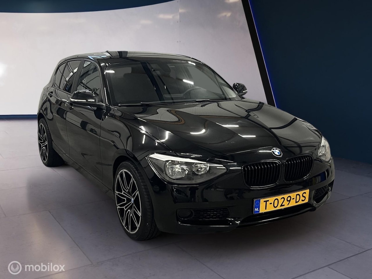 BMW 1-serie - 114i EDE Business+ ✓Stoelverw.✓Parksen.✓18''Velg - AutoWereld.nl