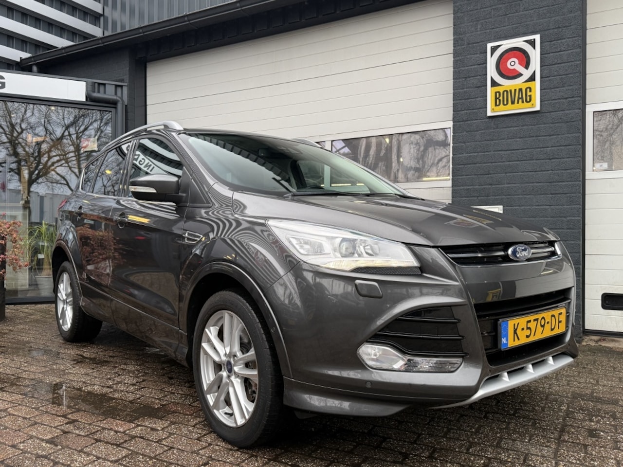 Ford Kuga - 1.5 Titanium Pl. 4WD - AutoWereld.nl