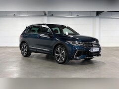 Volkswagen Tiguan - 1.4 TSI eHybrid R-Line Business+ | Pano Dak | DCC | Winter pack | PHEV
