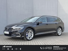 Volkswagen Passat Variant - 1.4 TSI PHEV GTE Business / Wegklapbare Trekhaak 1600KG / Dealer Onderhouden / Standkachel