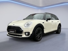 MINI Clubman - 1.5 Cooper Chili Serious Business /Apple & Android carplay/Elektr. panoramadak/Stoelverwar