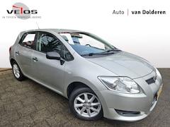 Toyota Auris - 1.6-16V Terra Trekhaak