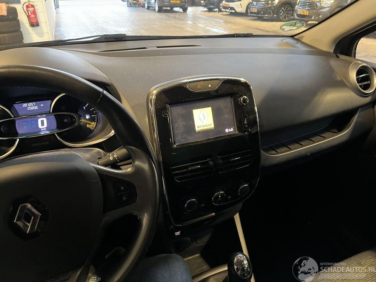 Renault Clio - 0.9 TCe Night&Day NAP!