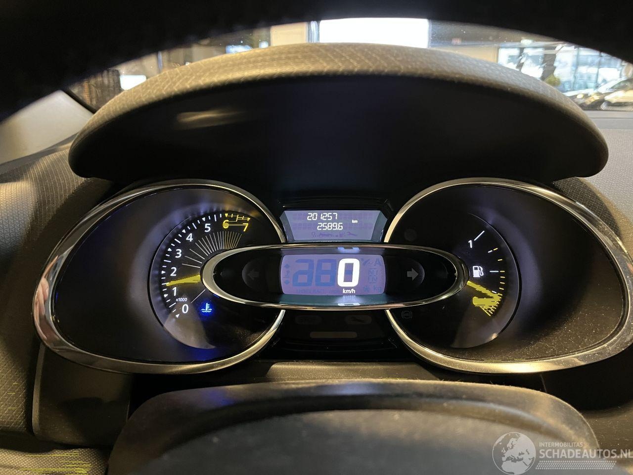 Renault Clio - 0.9 TCe Night&Day NAP!