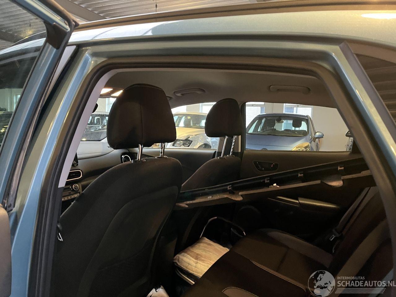 Hyundai Kona - 1.6 GDI HEV 18.000 KM NAP!