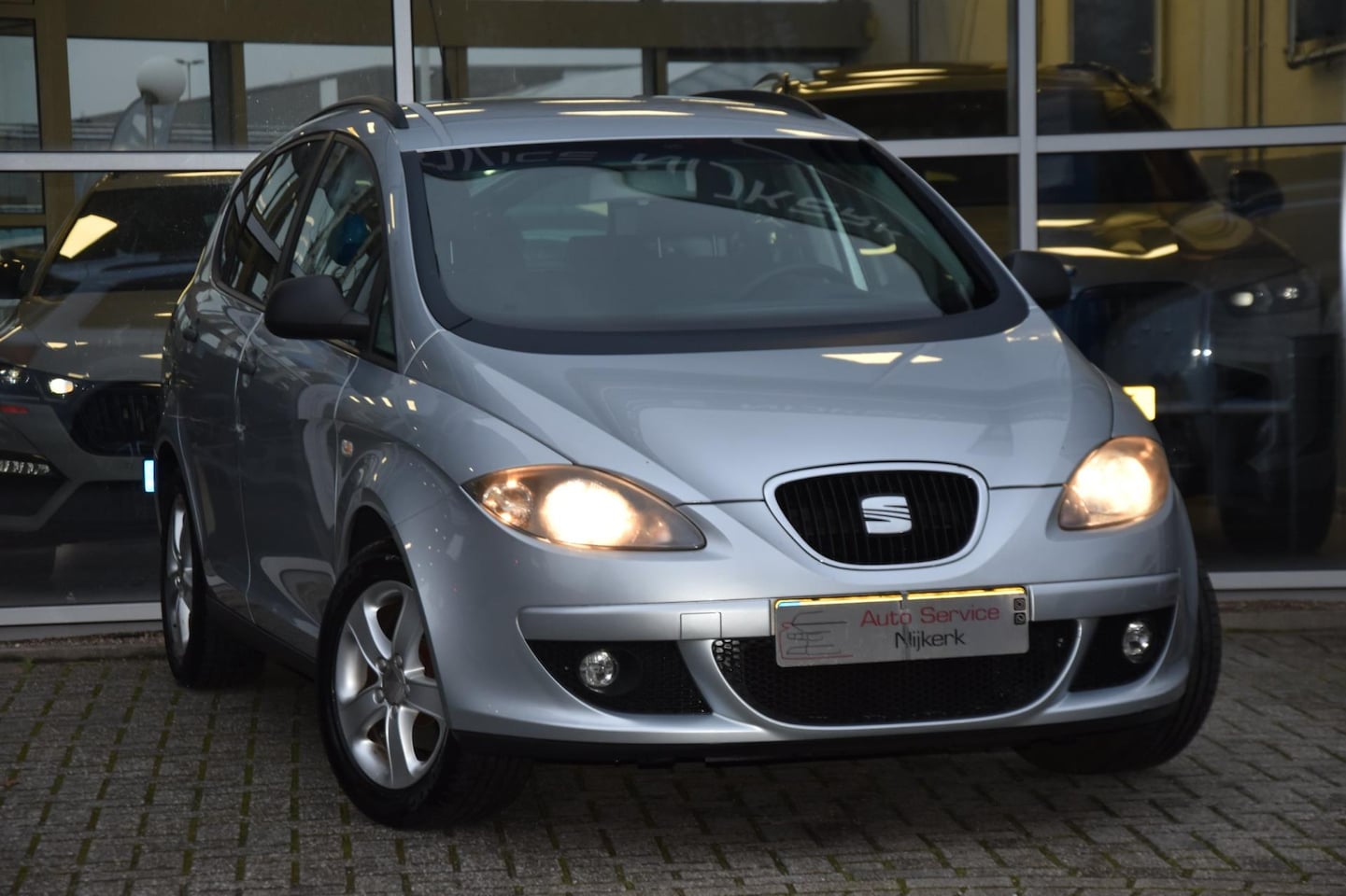 SEAT Altea XL - 1.6 Hattrick Airco Pdc Trekhaak Lm-Velgen - AutoWereld.nl