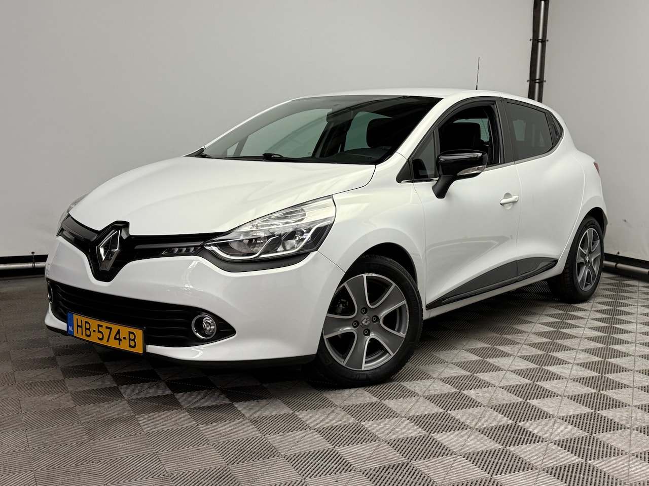 Renault Clio - 0.9 TCe ECO Night&Day Navi Airco LM16" 1e Eigenaar - AutoWereld.nl