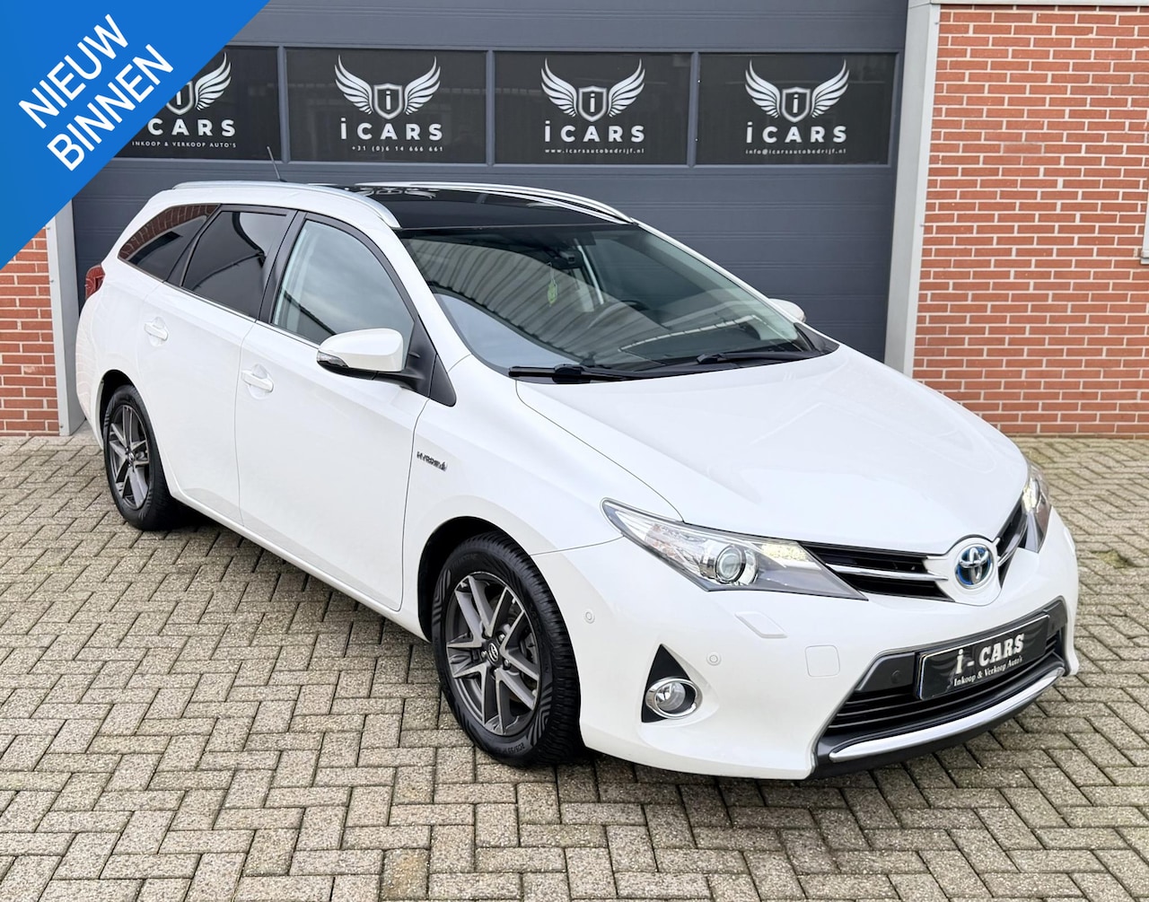 Toyota Auris Touring Sports - 1.8 Hybrid Sport Comfort 2e eigenaar - AutoWereld.nl