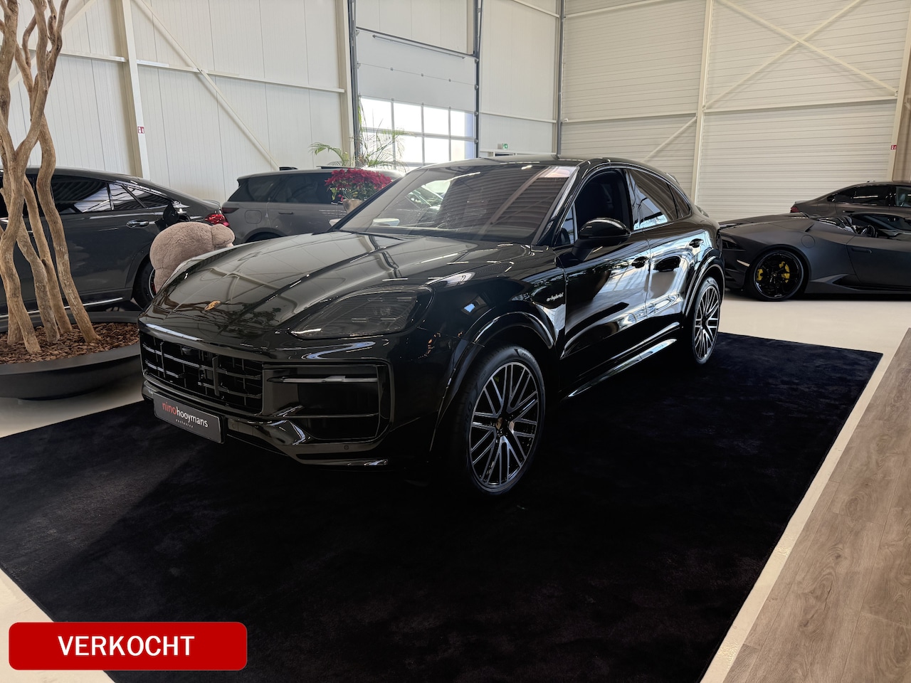 Porsche Cayenne Coupé - 3.0 E-Hybrid | Sport Design | 18weg sportstoelen | Leder pakket | Bose | Trekhaak | PASM | - AutoWereld.nl