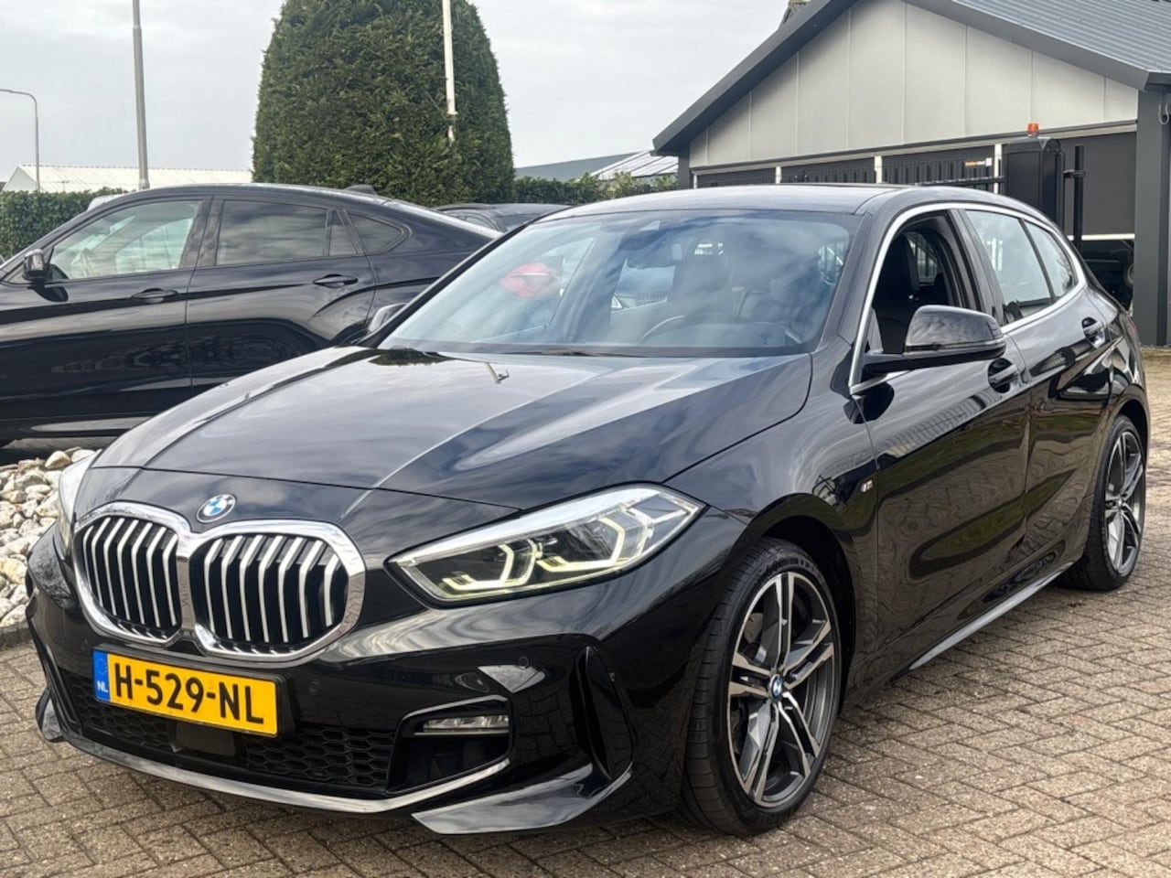 BMW 1-serie - 118i High Executive Automaat 2020 M-Pakket Dealerauto - AutoWereld.nl