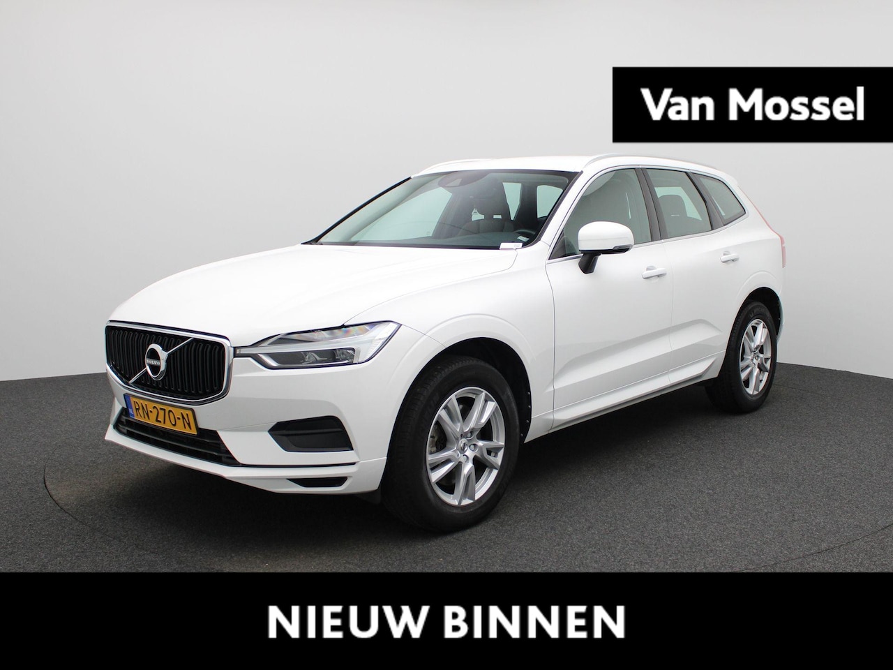 Volvo XC60 - 2.0 T5 Momentum | Automaat | Apple Carplay / Android Auto | Lederen Bekleding | Parkeersen - AutoWereld.nl
