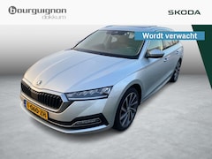 Skoda Octavia Combi - 1.0 e-TSI Business Edition Plus | 110 Pk | Pano Dak | Trekhaak | 18Inch |