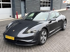 Porsche Taycan - Performance, panoramdak, memory seat's