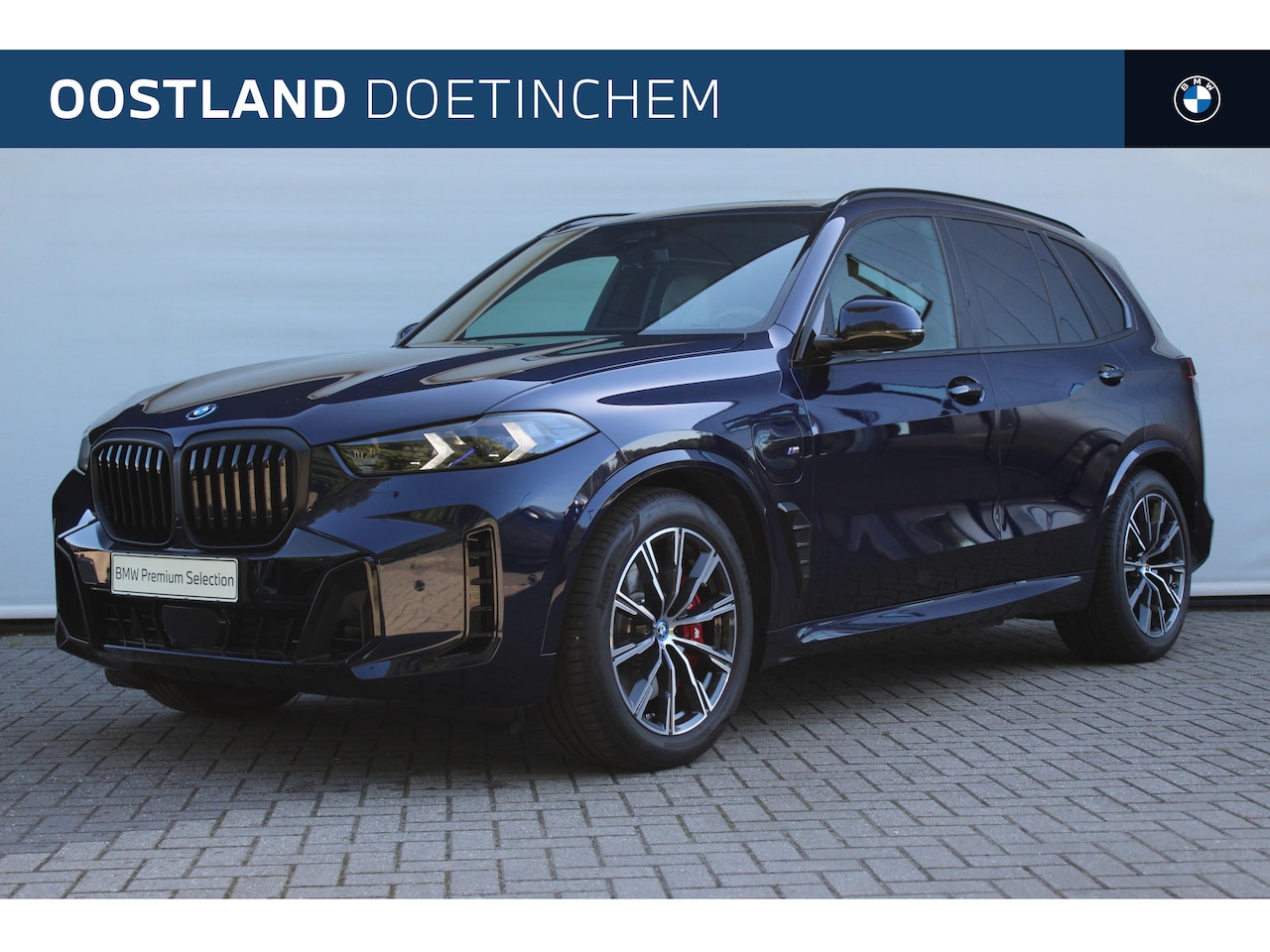 BMW X5 - xDrive50e High Executive M Sport Automaat / Panoramadak / Trekhaak / Adaptief onderstel / - AutoWereld.nl