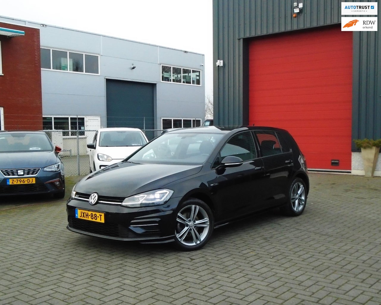 Volkswagen Golf - 1.4 TSI Highline Business ,2x R-Line - AutoWereld.nl