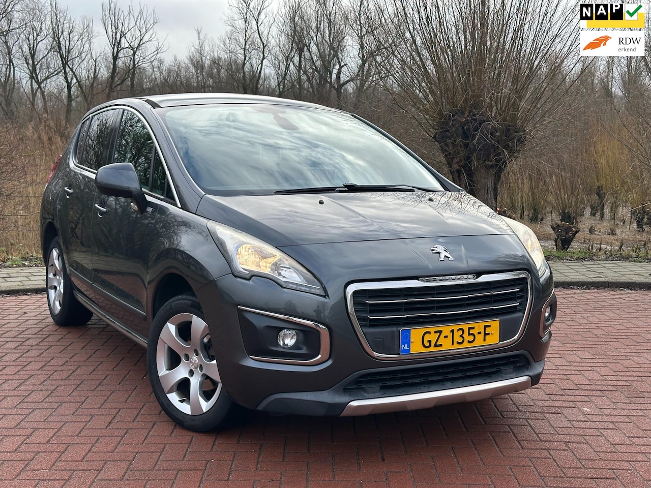 Peugeot 3008 - 1.2 PureTech Style Pack Pano/Nap/Airco/Navi/Cam - AutoWereld.nl