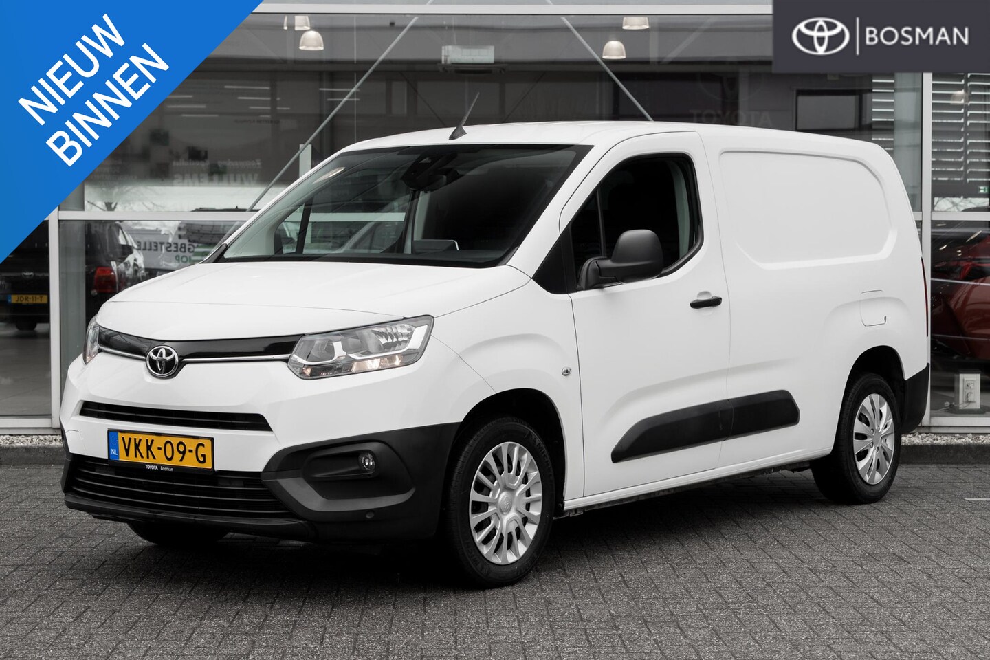 Toyota ProAce City - 1.5 D-4D Navigator Long 1.5 D-4D Navigator Long - AutoWereld.nl