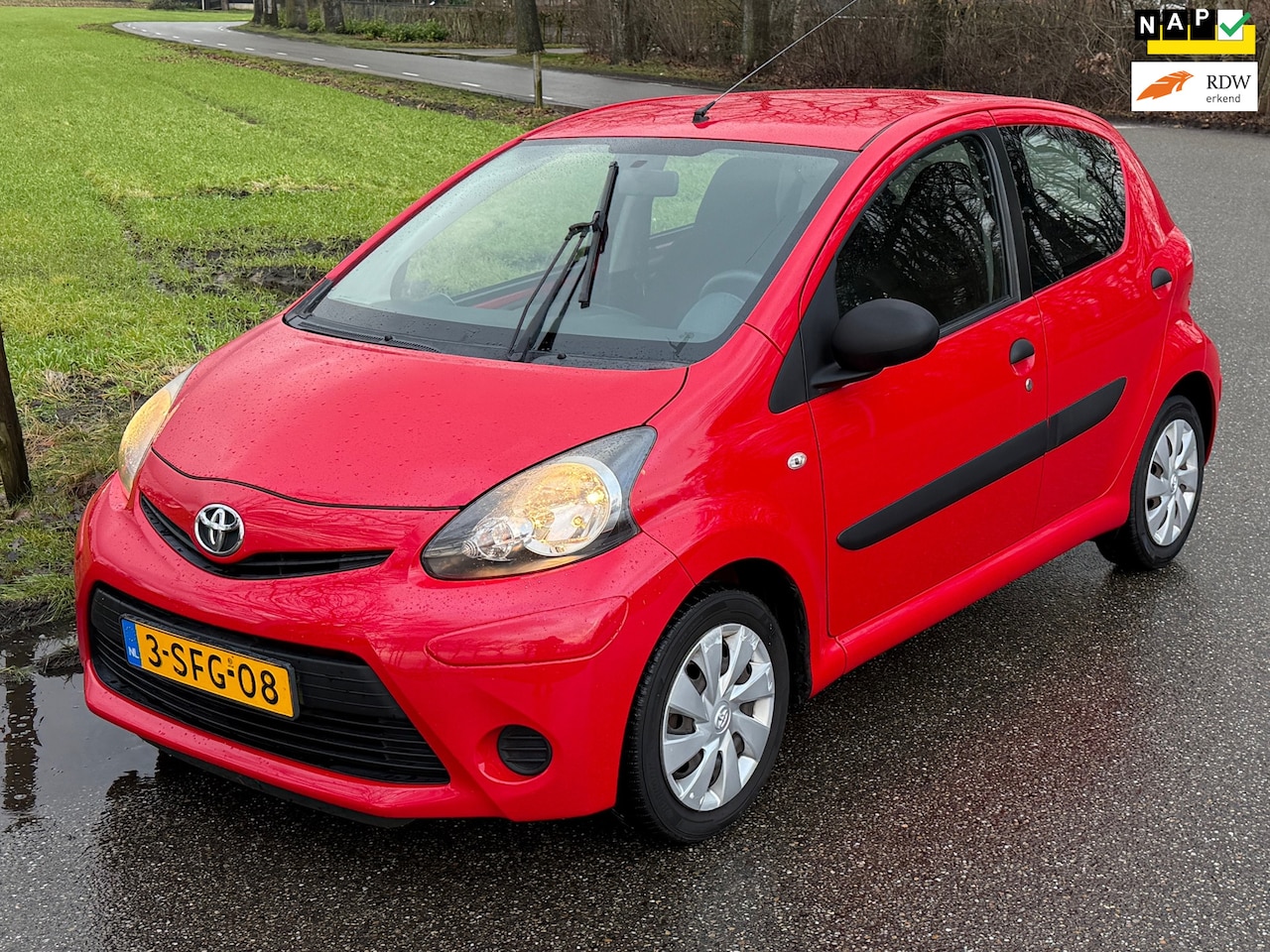 Toyota Aygo - 1.0 VVT-i Now |1ste eigenaar | top onderhouden | airco ! - AutoWereld.nl