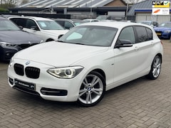 BMW 1-serie - 118i Sport|Nieuwe Ketting + Klepseals|Automaat|Cruise control|Trekhaak|Nette staat