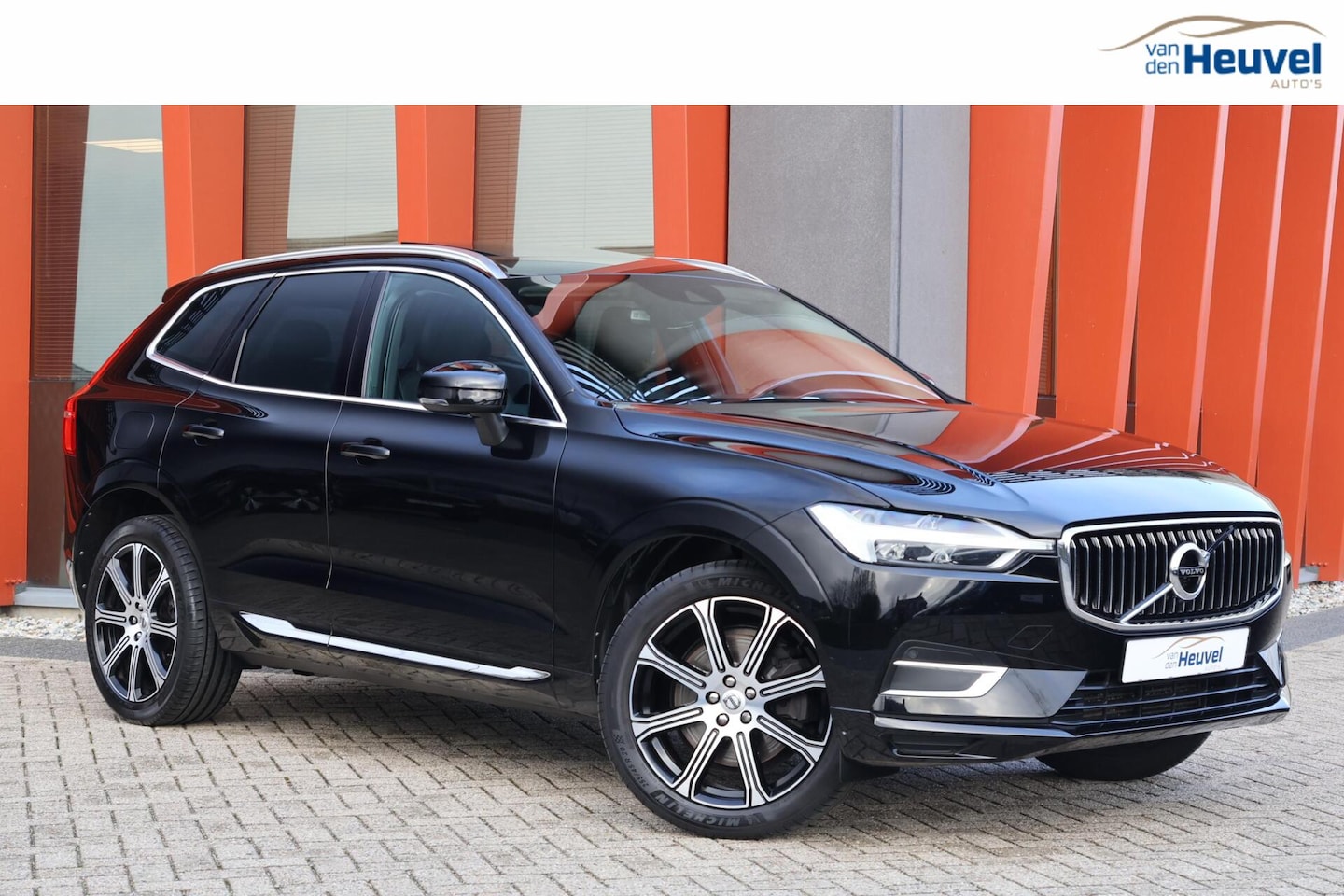 Volvo XC60 - T6 AWD Inscription | Stoelverwarming | Leder | Panoramadak | Parkeercamera | Keyless - AutoWereld.nl