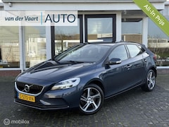 Volvo V40 - 2.0 T2 Kinetic / Facelift / Led / Trekhaak / Navi / PDC
