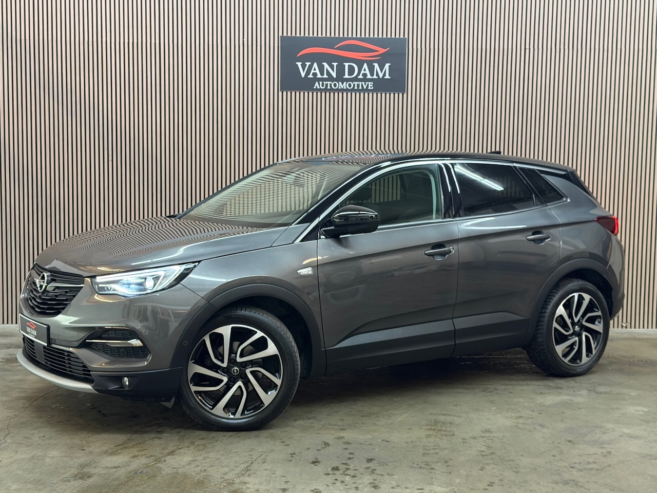 Opel Grandland X - 1.2 Turbo Ultimate 2019 LEDER CAMERA LED DENON-AUDIO - AutoWereld.nl