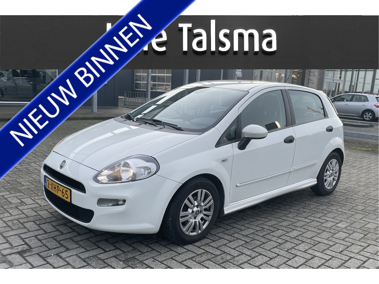 Fiat Punto Evo - 0.9 TwinAir Street | Cruise control | Airco Meer foto's volgen! - AutoWereld.nl