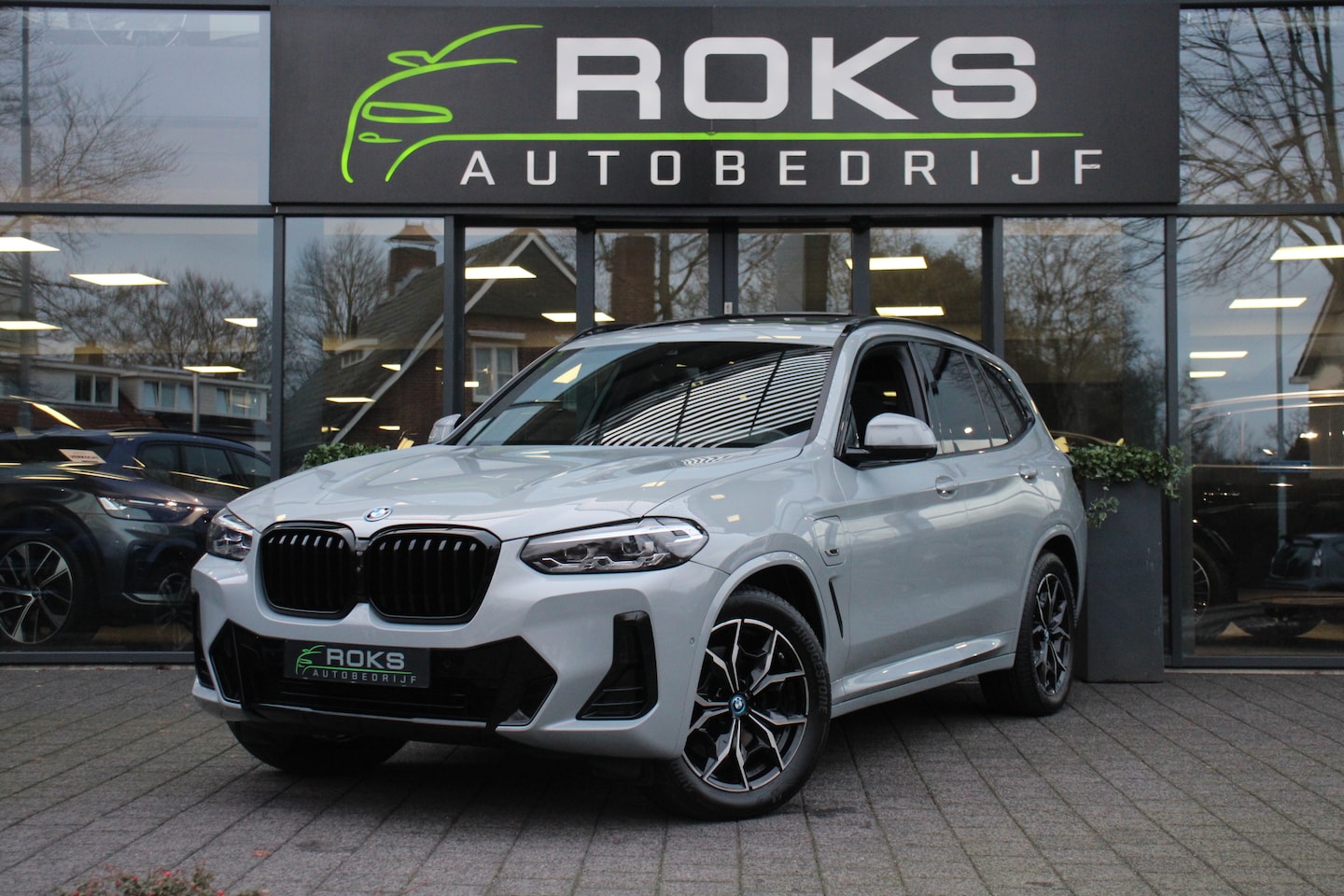BMW X3 - xDrive30e High Executive Shadowline/Navi/360Camera/Harman Kardon/Paoramadak/Leder/19Inch - AutoWereld.nl