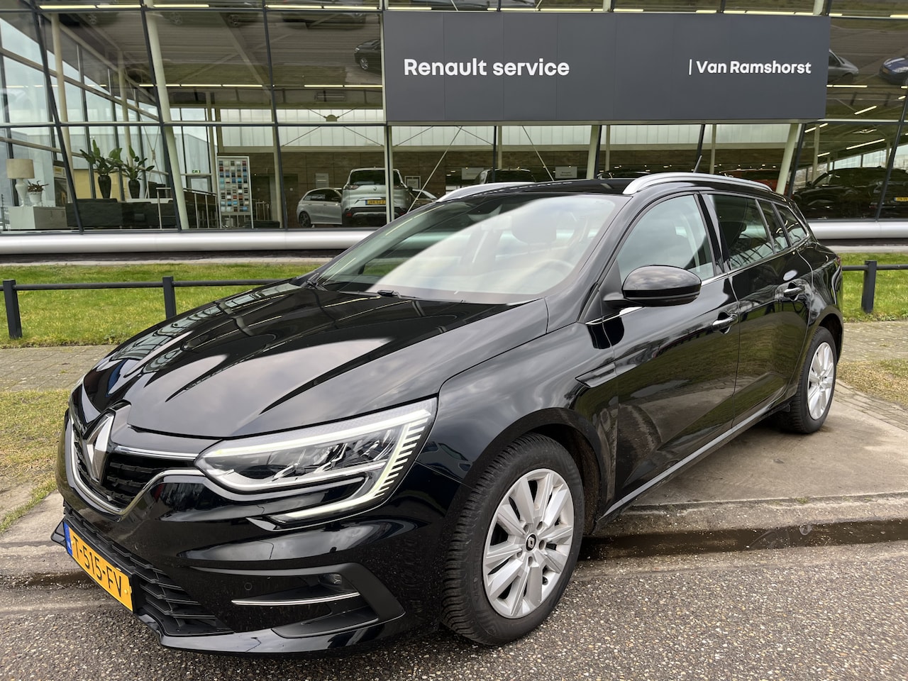 Renault Mégane Estate - 1.3 TCe 140PK Equilibre / Apple Carplay - Android Auto / Climate / PDC V+A / Keyless / - AutoWereld.nl