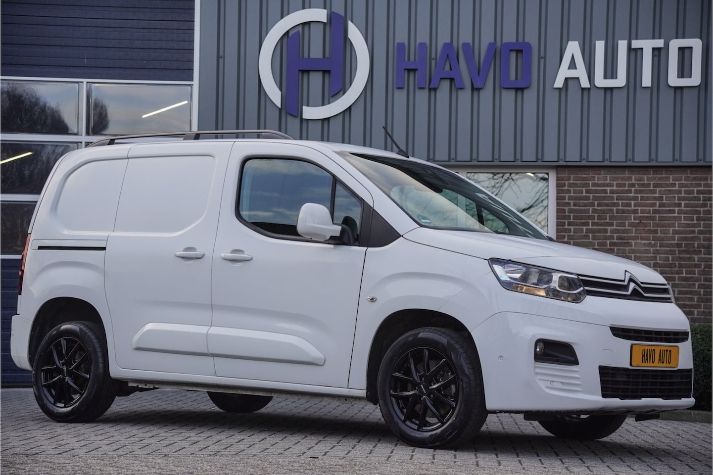 Citroën Berlingo - 1.2 Benzine, AIRCO, 3-ZITS, BTW-VRIJ / MARGE - AutoWereld.nl