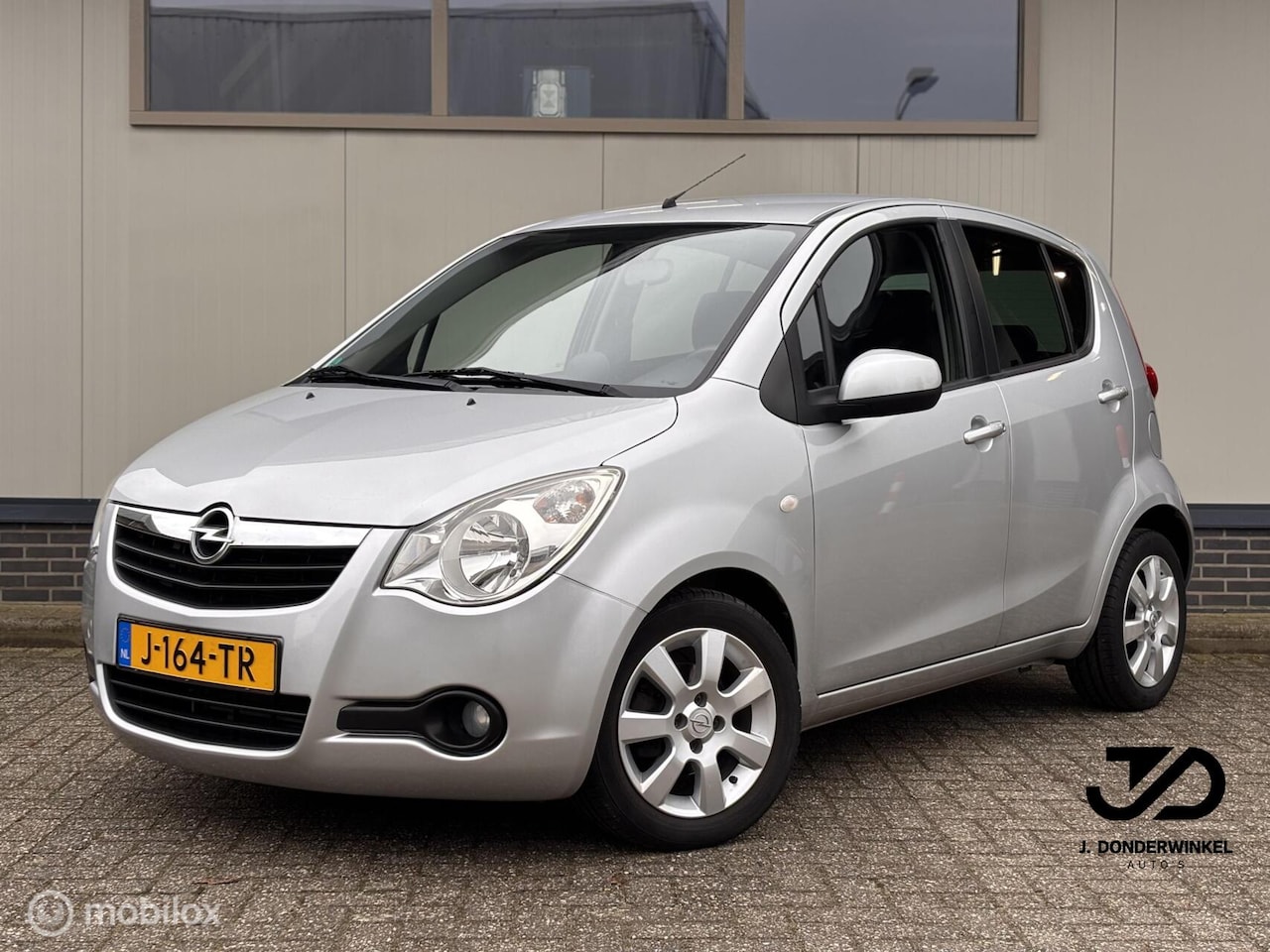 Opel Agila - 1.2 Blitz AUTOMAAT Airconditioning Stoelverwarming - AutoWereld.nl