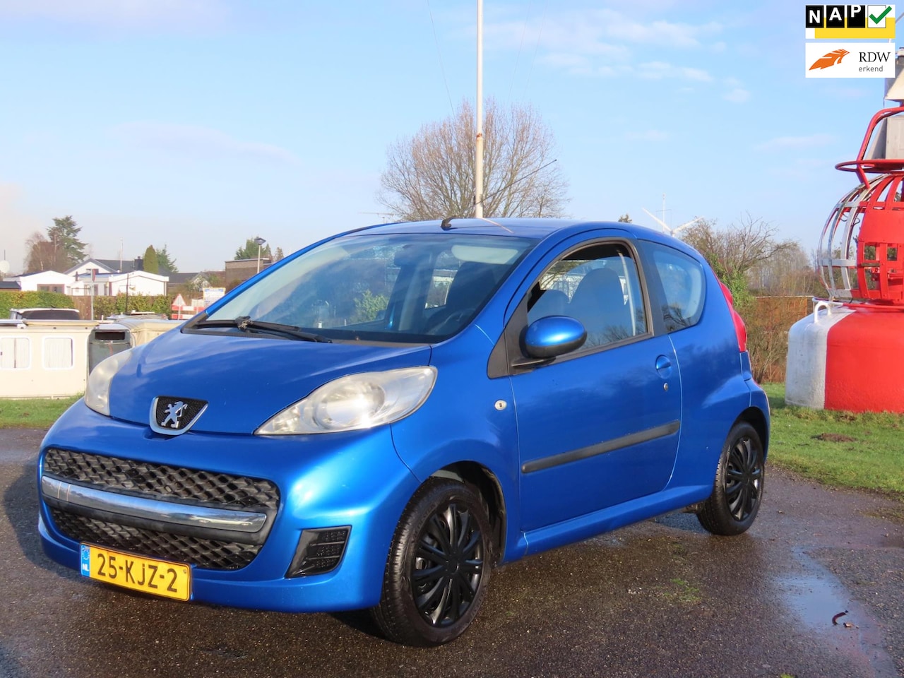 Peugeot 107 - 1.0-12V Sublime *Airco - AutoWereld.nl