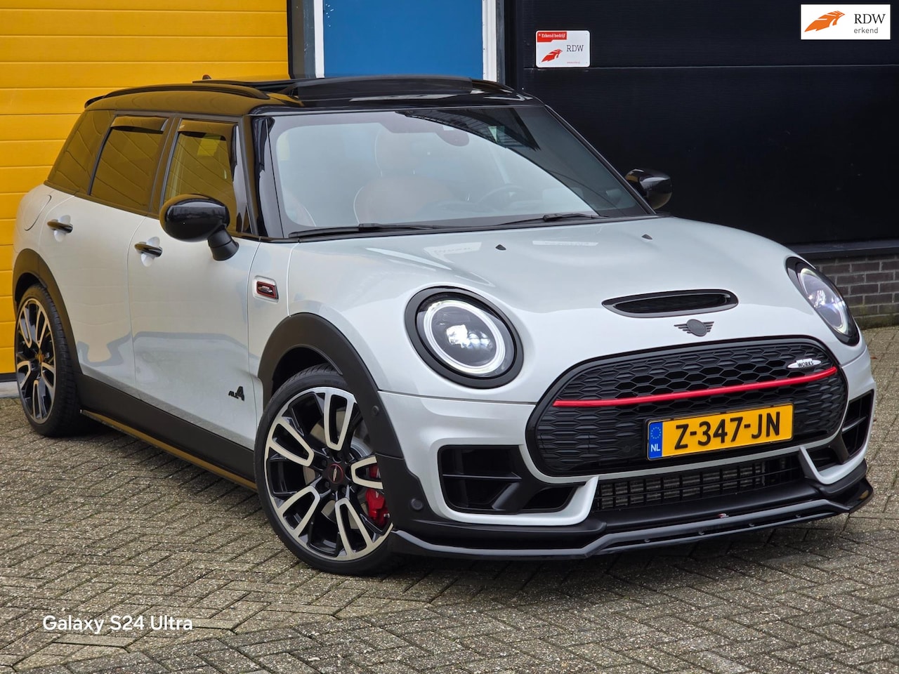 MINI Clubman - Mini 2.0 JCW ALL4 Thunder Pack / 306 PK / AUT / Cognac Leder / Head Up / Dig Cockpit / HK - AutoWereld.nl