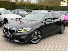 BMW 1-serie - 118i Executive Edition|Automaat|Led|Dakje|18 inch M|Cruise control|Navigatie|Climate contr