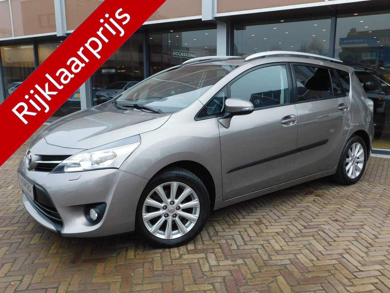 Toyota Verso - 1.6 VVT-i Comfort | Trekhaak | Stoelverwarming | LMV - AutoWereld.nl