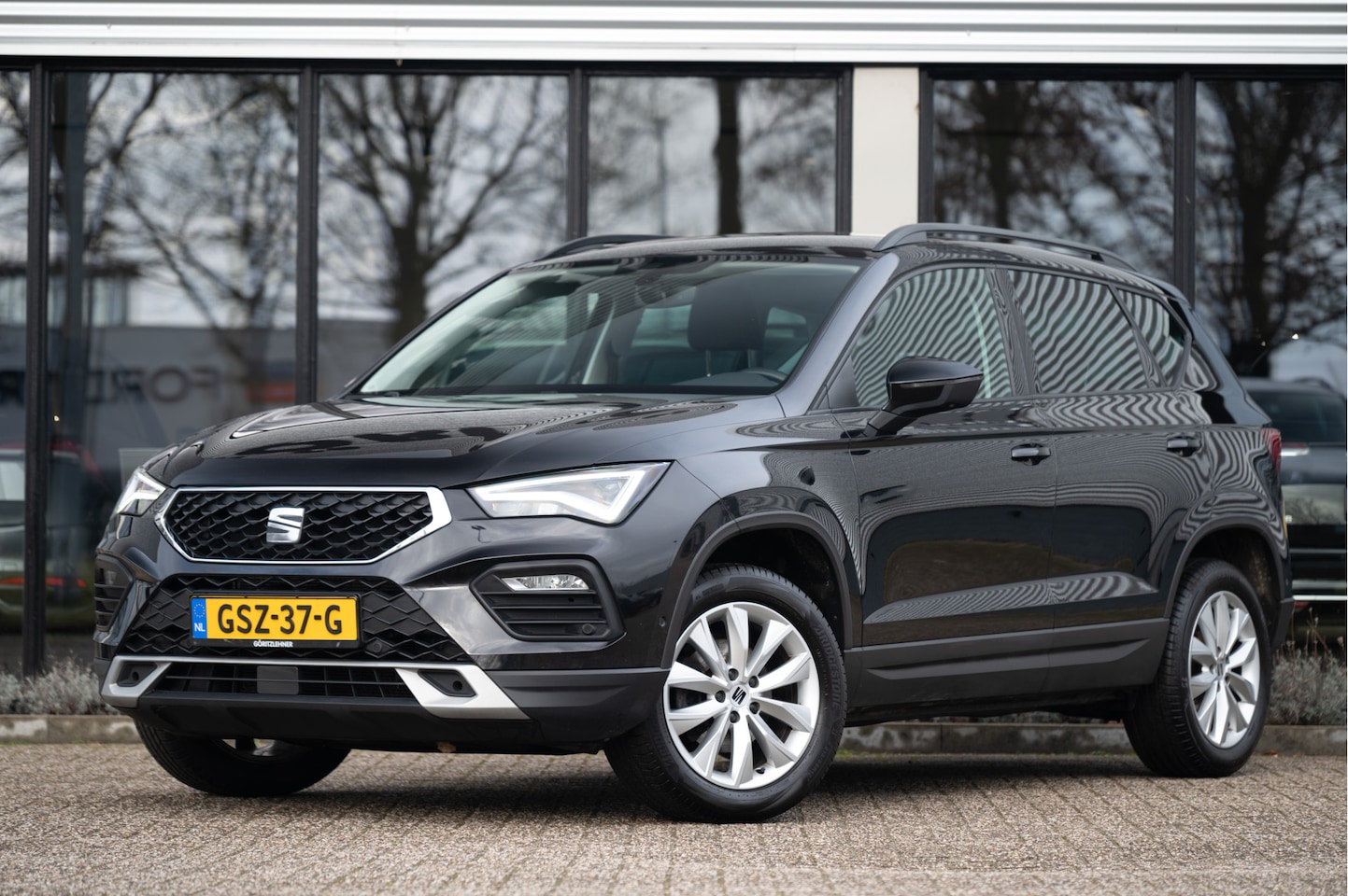 SEAT Ateca - 1.5 TSI FR Business Intense | Beats | CarPlay | Navi | Park Assist | Stoelverw. - AutoWereld.nl
