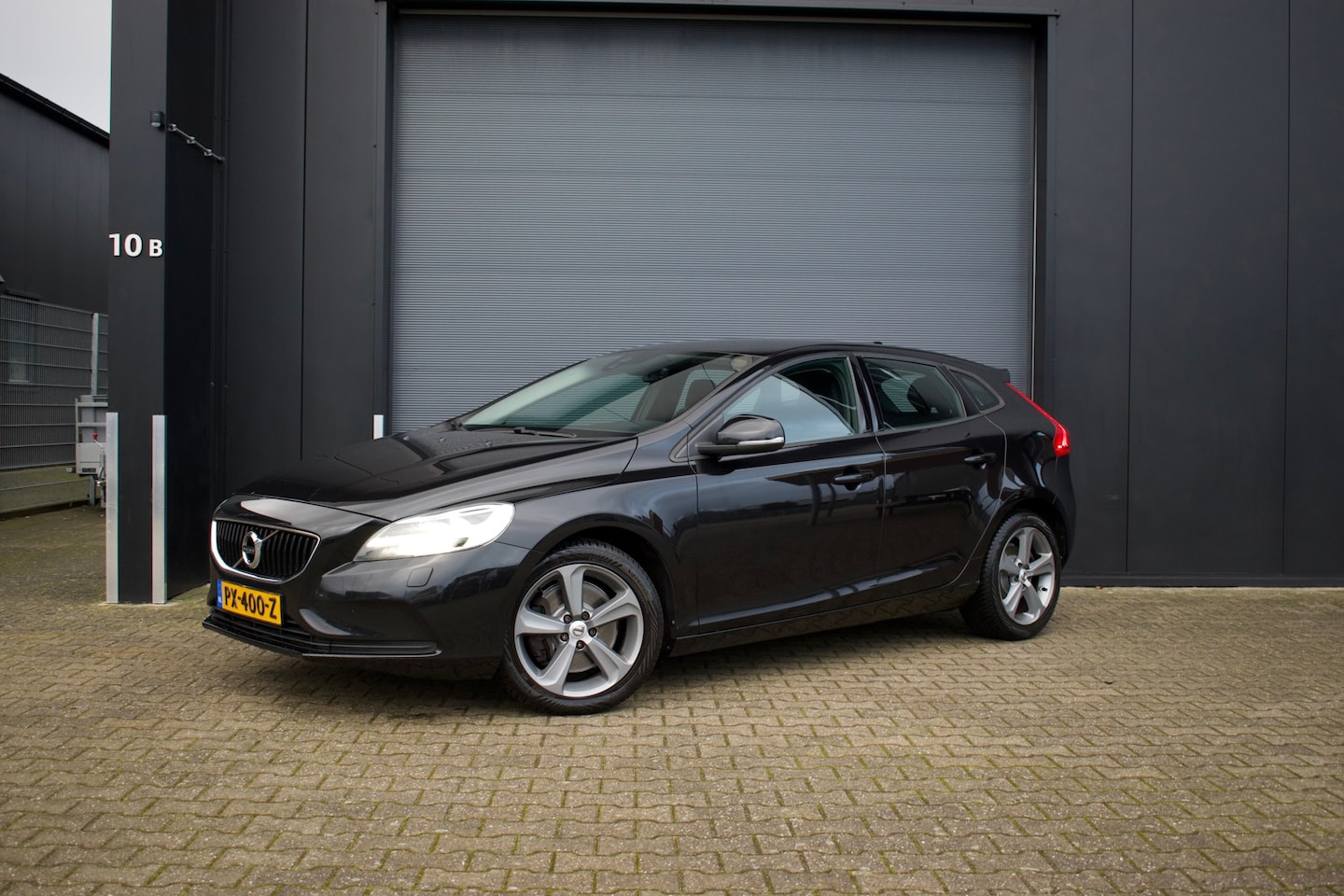 Volvo V40 - 1.5 T3 Nordic 1.5 T3 Nordic+ - AutoWereld.nl