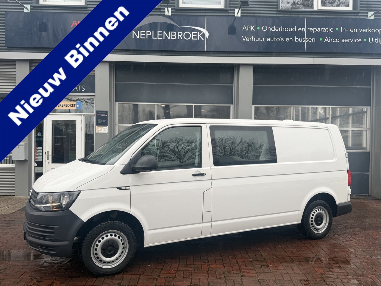 Volkswagen Transporter - 2.0 TDI L2H1 DC 2018 km 84.000 Nap 1e eigenaar Trekhaak,Airco,Cruise,Cv Dealer onderhouden - AutoWereld.nl