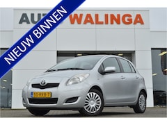 Toyota Yaris - 1.3 AUTMAAT, airco, trekhaak, el. ramen, stuurbekr